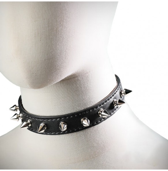 MizzZee - Leather Rivet Collar SM Toy