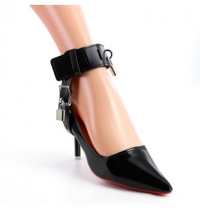 MizzZee - High Heels Lock Restraint SM